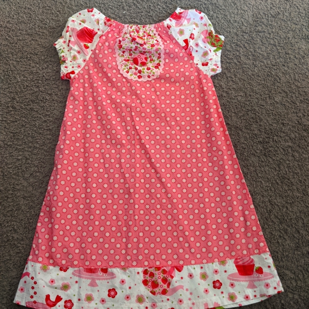 Jelly the Pug size 10 dress